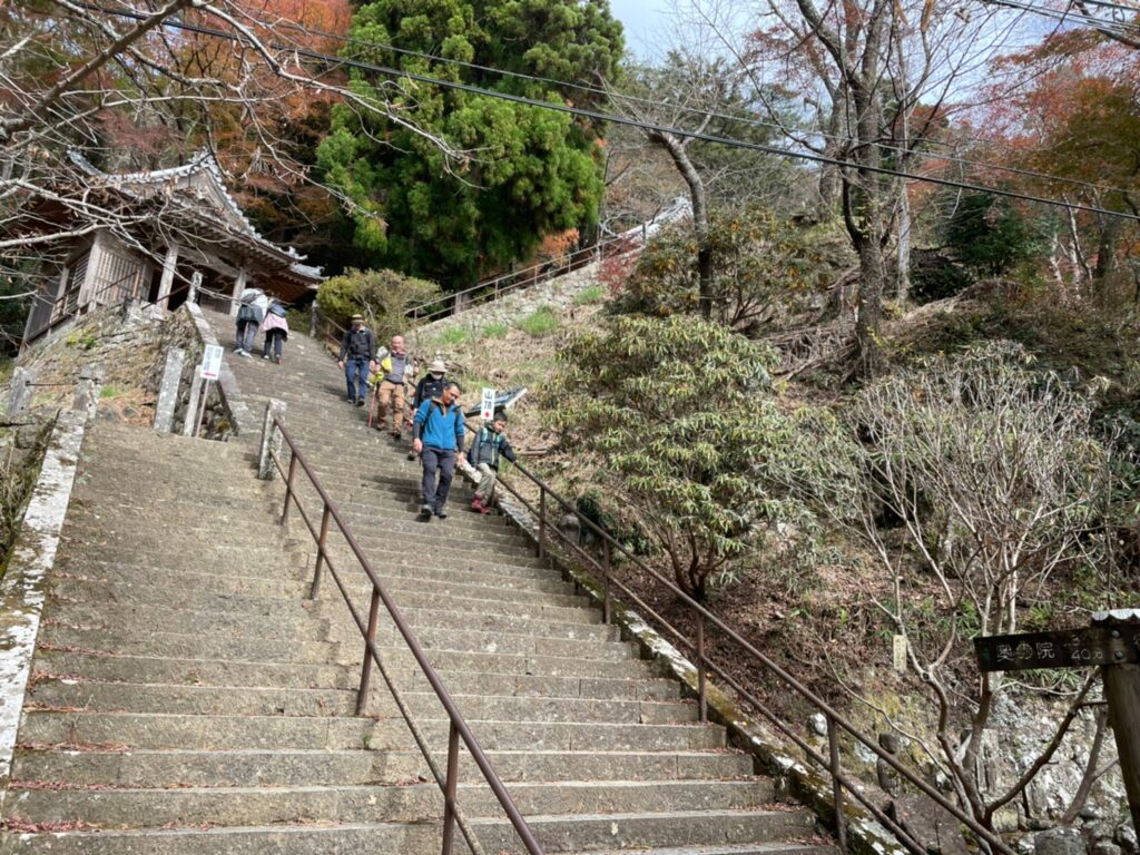 鳳来寺階段