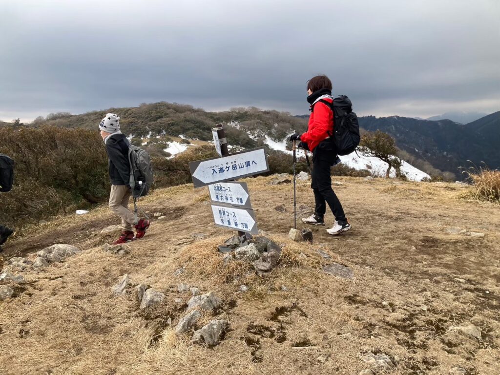 入道ヶ岳登山道