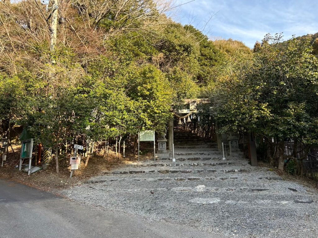 入道ヶ岳登山道