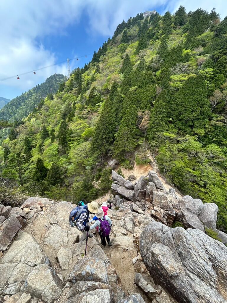 御在所岳の中登山道口